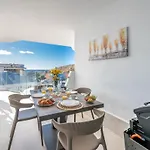 Lxr Primestay Boutique 3hab Ocean View דירה פואנגירולה
