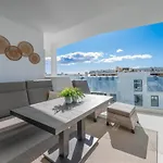 Lxr Primestay Boutique 3hab Ocean View פואנגירולה