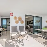Lxr Primestay Boutique 3hab Ocean View דירה פואנגירולה